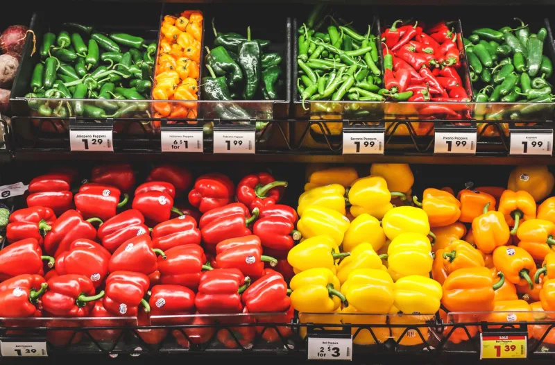 Spend Smart, Eat Better: The Real Economics of Buying Vegetables Without Losing Your Mind